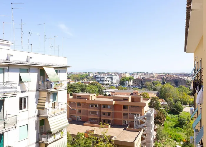 The Sunflower House Apartment Rome