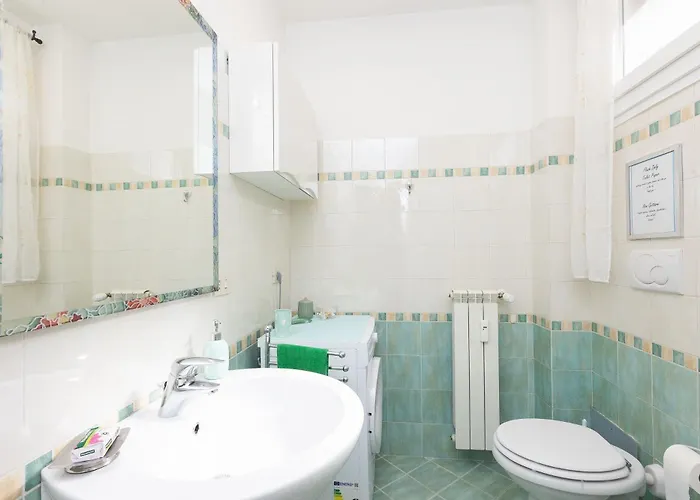The Sunflower House Apartment Rome